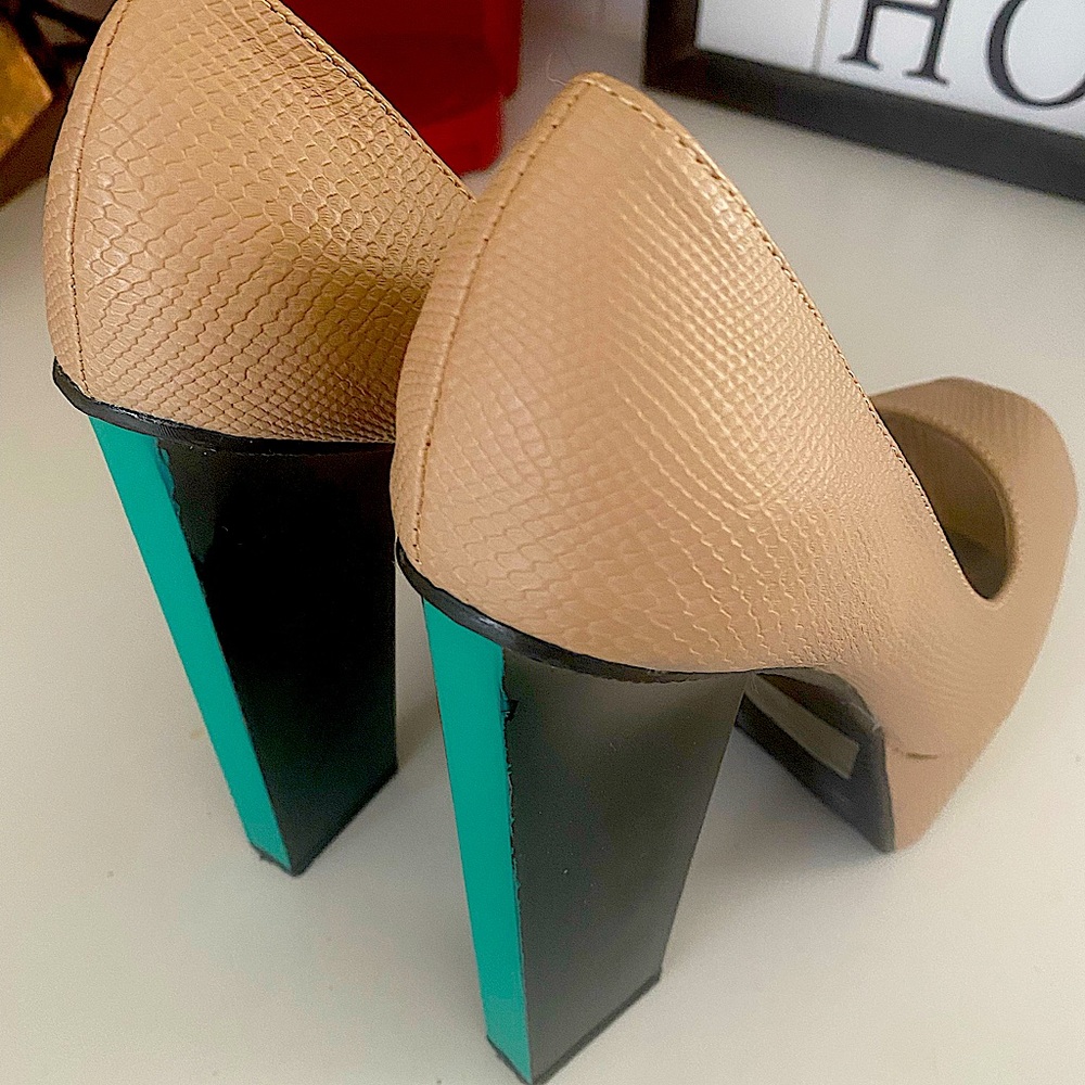 Color Block Green, Black and Nude Open Toed Chucky Platform Heels by Qupid